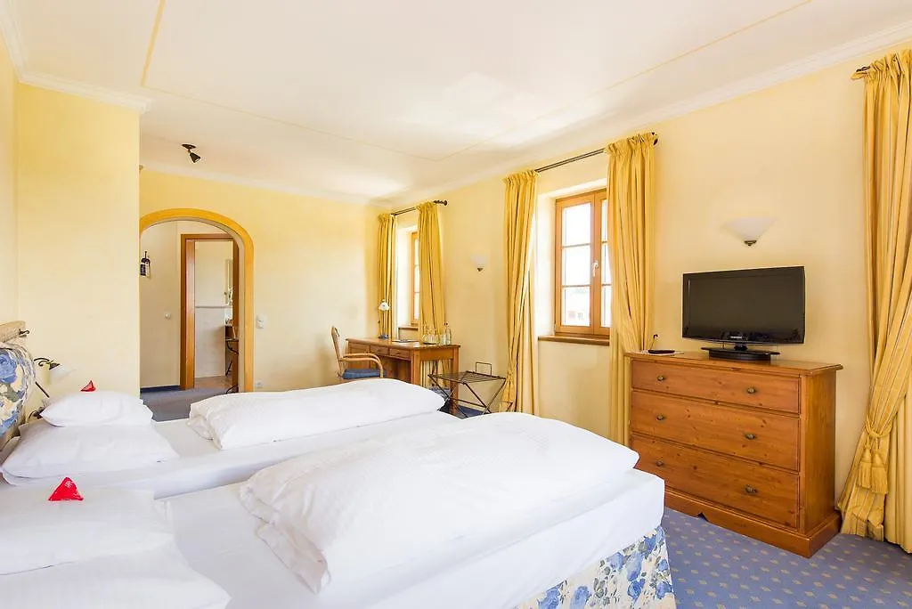 Hotel und Landgasthof Altwirt Großhartpenning